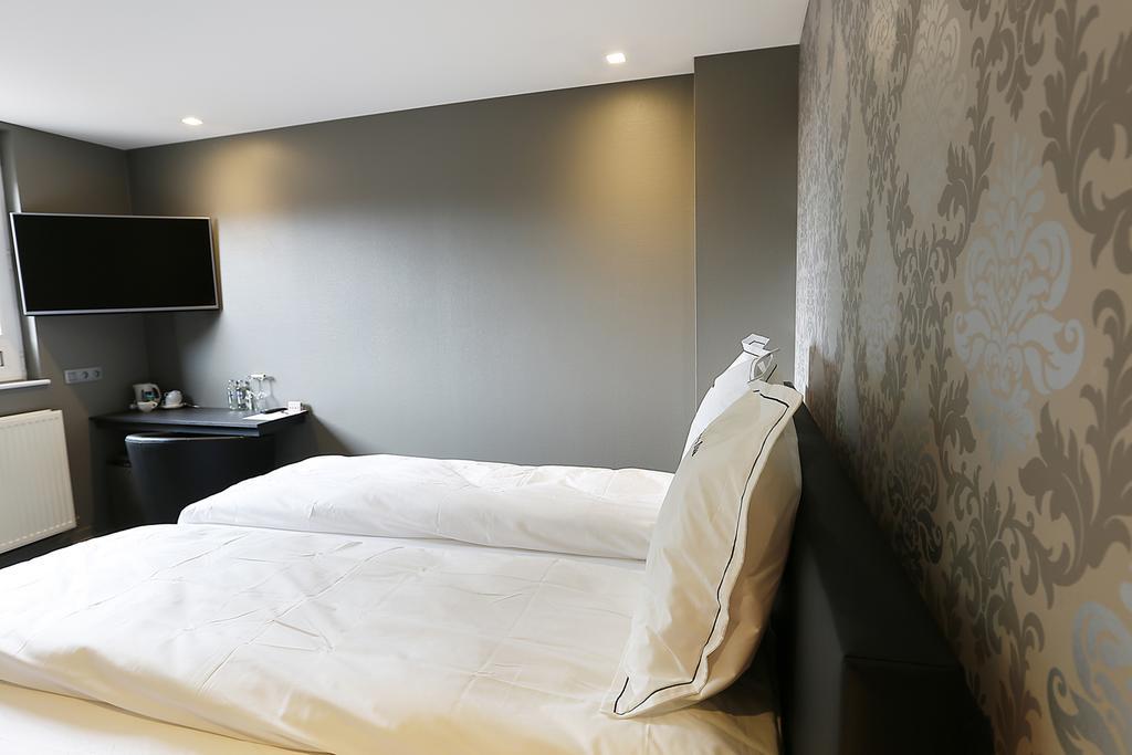 B&B Rouge E Blanc Meulebeke ภายนอก รูปภาพ